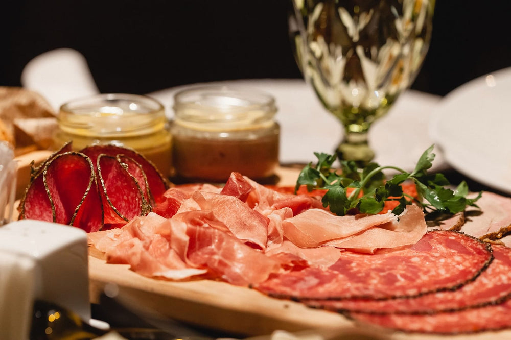 Charcuterie met parmaham en salami